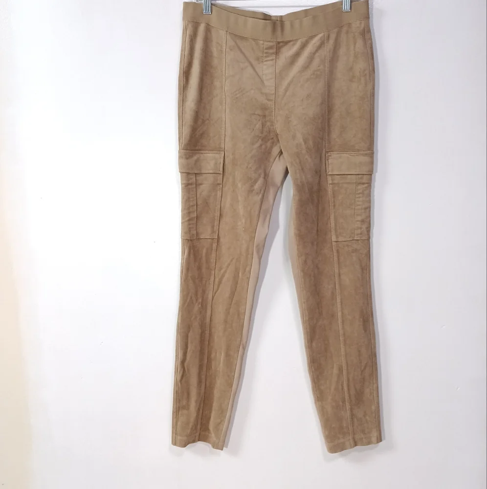 BCBGMaxAzria Tan Pants - Picture 1 of 7